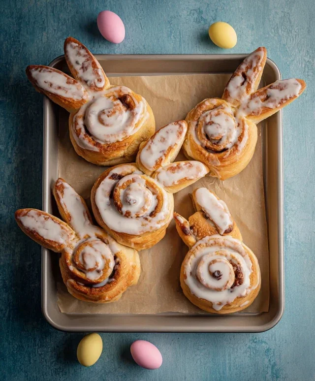 Easter Bunny Cinnamon Rolls